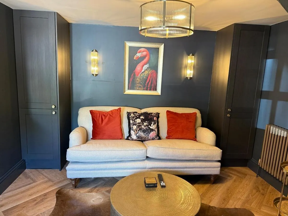 Holiday home Charming Cottage In Heart Of Town