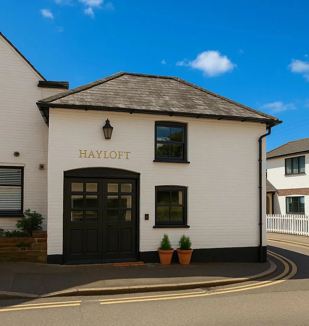 Holiday home Charming Cottage In Heart Of Town